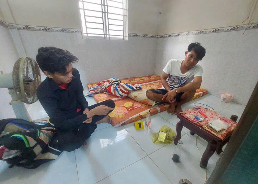 Kh&aacute;m x&eacute;t khẩn cấp nơi ở của L&ecirc; Thanh Tiến SN 1996- Ảnh 1.