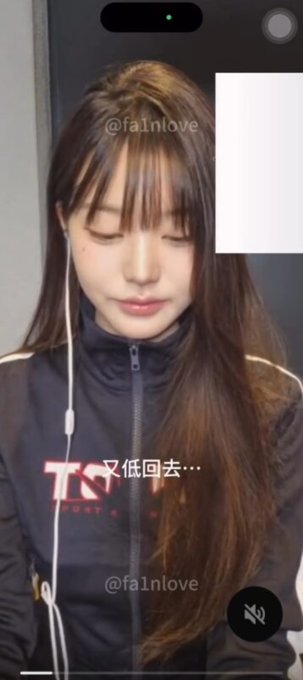 Nữ idol bị b&oacute;c phốt th&aacute;i độ lồi l&otilde;m với fan, hứng nhiều chỉ tr&iacute;ch vẫn chưa chịu thức tỉnh?- Ảnh 1.