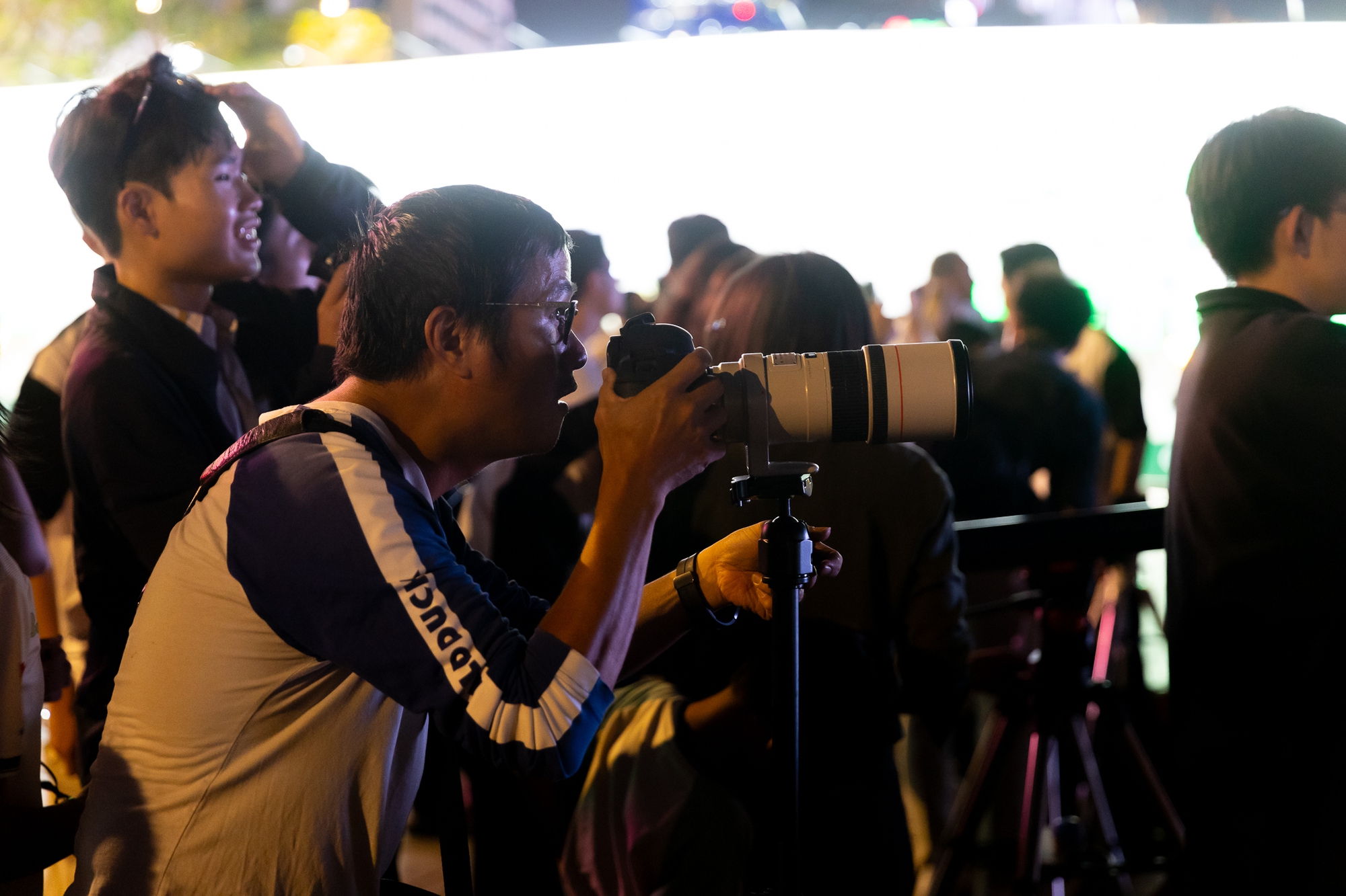 To&agrave;n cảnh "trăng m&aacute;u" tại TP.HCM tối ng&agrave;y 3/3- Ảnh 7.