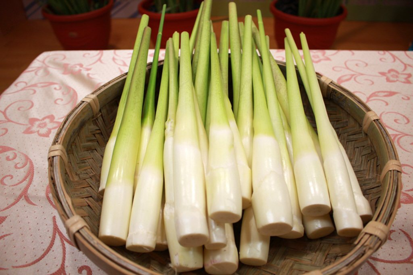 5 loại rau quen thuộc l&agrave; ''ổ chứa k&yacute; sinh tr&ugrave;ng'': Mắt thường kh&ocirc;ng thấy, nhiều người vẫn v&ocirc; tư ăn sống- Ảnh 4.