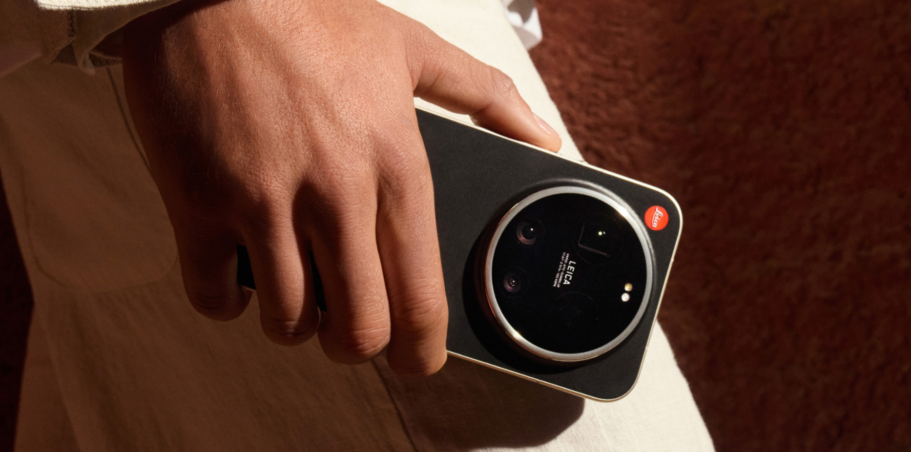 Điện thoại Leica Leitzphone ra mắt tại Việt Nam, có gì hot mà giá 50 triệu đồng?- Ảnh 1. Điện thoại Leica Leitzphone ra mắt tại Việt Nam, có gì hot mà giá 50 triệu đồng?- Ảnh 1.