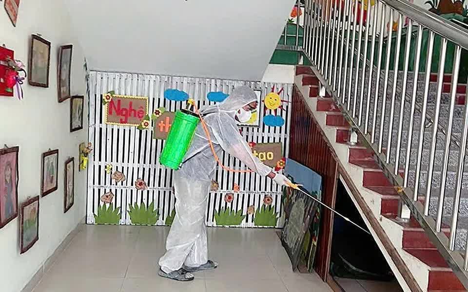 H&agrave; Nội: Sốt xuất huyết giảm, tay ch&acirc;n miệng gia tăng nhẹ- Ảnh 1.