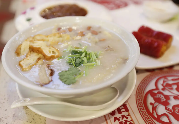 Gh&eacute; Ng&ocirc; Ch&acirc;u ăn sập 6 m&oacute;n ngon thần sầu: Cắn một miếng m&agrave; ngỡ như đang ngồi l&ecirc; la qu&aacute;n x&aacute; giữa l&ograve;ng Chợ Lớn!- Ảnh 4.