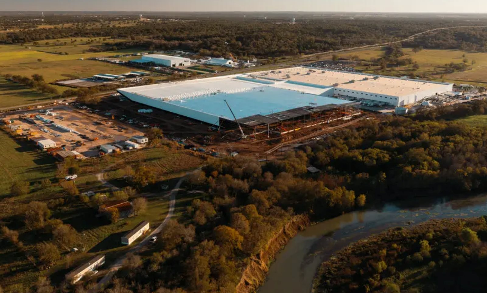 Elon Musk lừa cả thế giới: B&iacute; mật x&acirc;y đế chế 90 c&ocirc;ng ty th&acirc;u t&oacute;m BĐS, &Iacute;t nhất 37 thực thể chỉ phục vụ mục đ&iacute;ch c&aacute; nh&acirc;n- Ảnh 3.