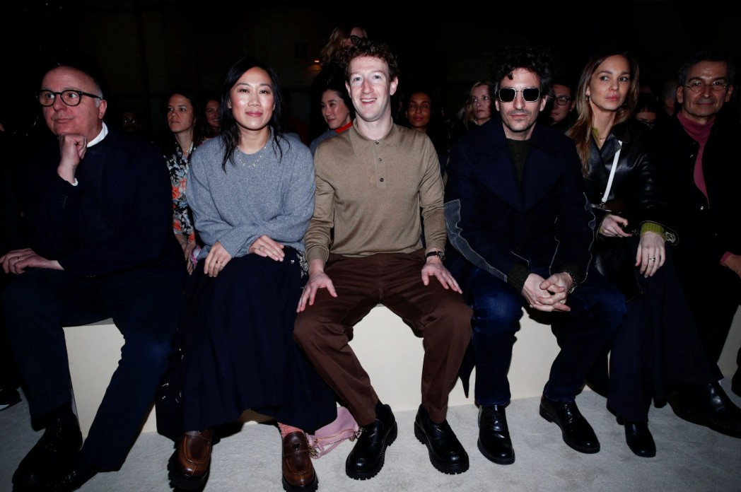 Vợ chồng Mark Zuckerberg thay đổi sau hơn 20 năm kết h&ocirc;n- Ảnh 1.