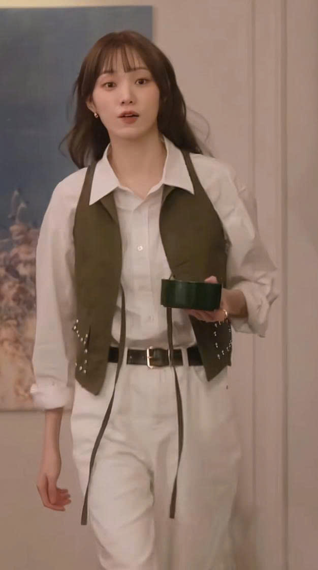 Nữ thần c&ocirc;ng sở đẹp nhất m&agrave;n ảnh H&agrave;n 2026: Biến văn ph&ograve;ng th&agrave;nh s&agrave;n diễn thời trang, cả ch&acirc;u &Aacute; muốn học lỏm- Ảnh 8.