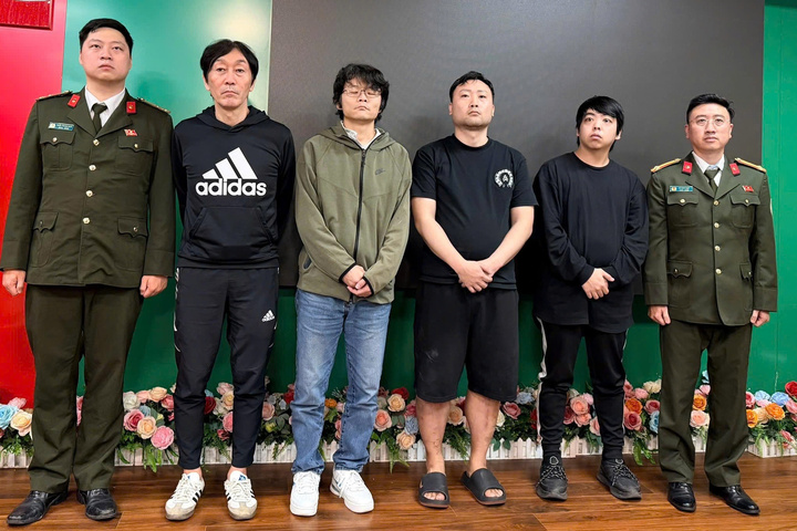 Triệt ph&aacute; ổ nh&oacute;m giả danh cảnh s&aacute;t Nhật Bản, chiếm đoạt 11 tỷ đồng- Ảnh 1.