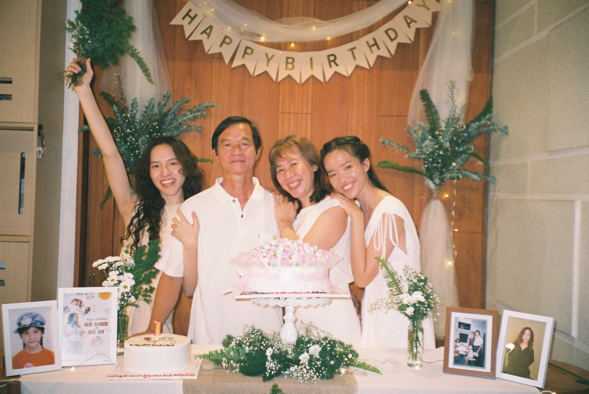 6 lần ho&aacute; trị, chủ động cạo t&oacute;c để điều trị ung thư ở tuổi 22: &ldquo;M&igrave;nh chọn tin l&agrave; m&igrave;nh sẽ khỏi"- Ảnh 2.