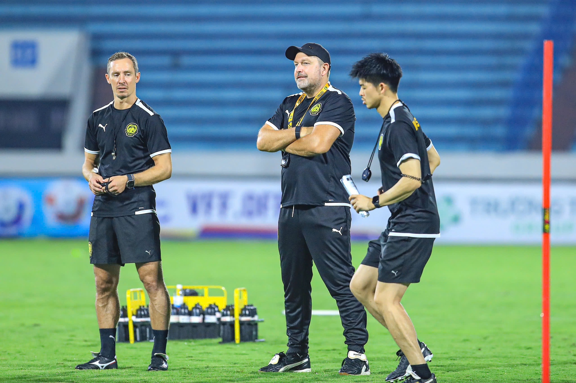 X&oacute;t xa gương mặt đầy sẹo của ng&ocirc;i sao tuyển Malaysia bị tạt axit- Ảnh 5.