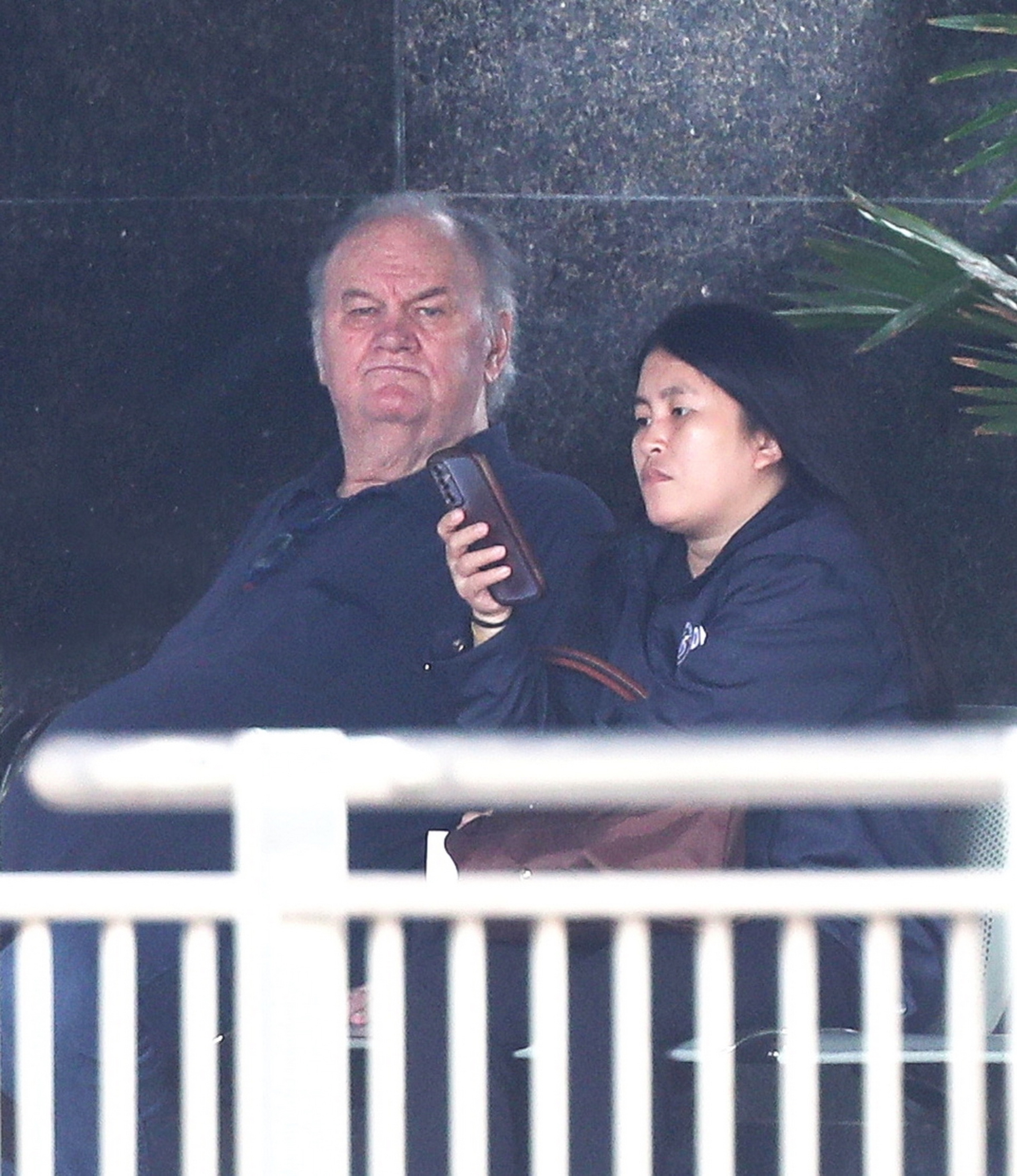 Bị con g&aacute;i xa c&aacute;ch, bố ruột Meghan Markle t&igrave;m thấy t&igrave;nh y&ecirc;u với nữ y t&aacute; k&eacute;m 35 tuổi sau bạo bệnh: "T&ocirc;i kh&ocirc;ng bận t&acirc;m miệng đời"- Ảnh 4.