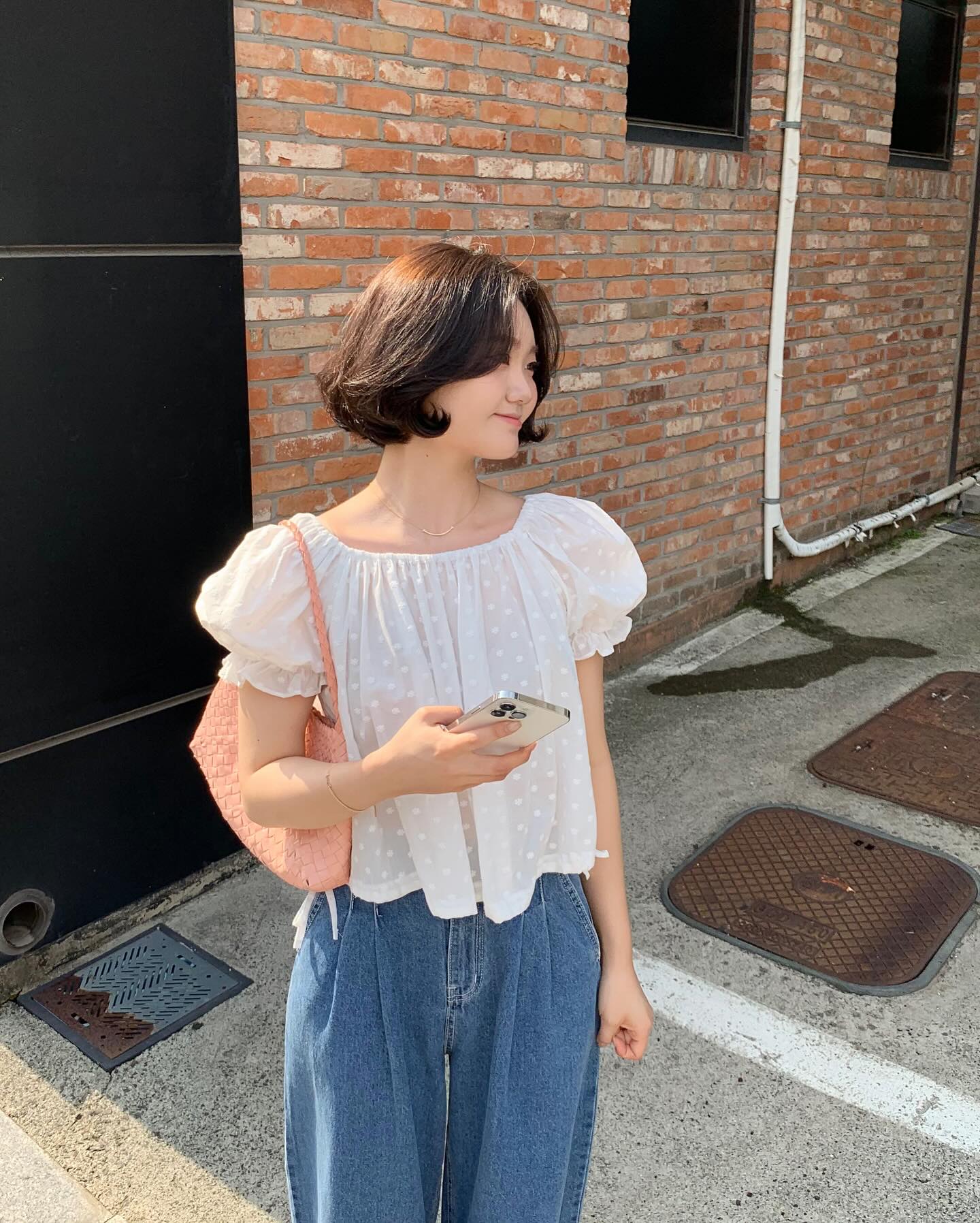 4 c&ocirc;ng thức trang phục tối giản cho những ai kh&ocirc;ng th&iacute;ch mix đồ cầu kỳ- Ảnh 5.