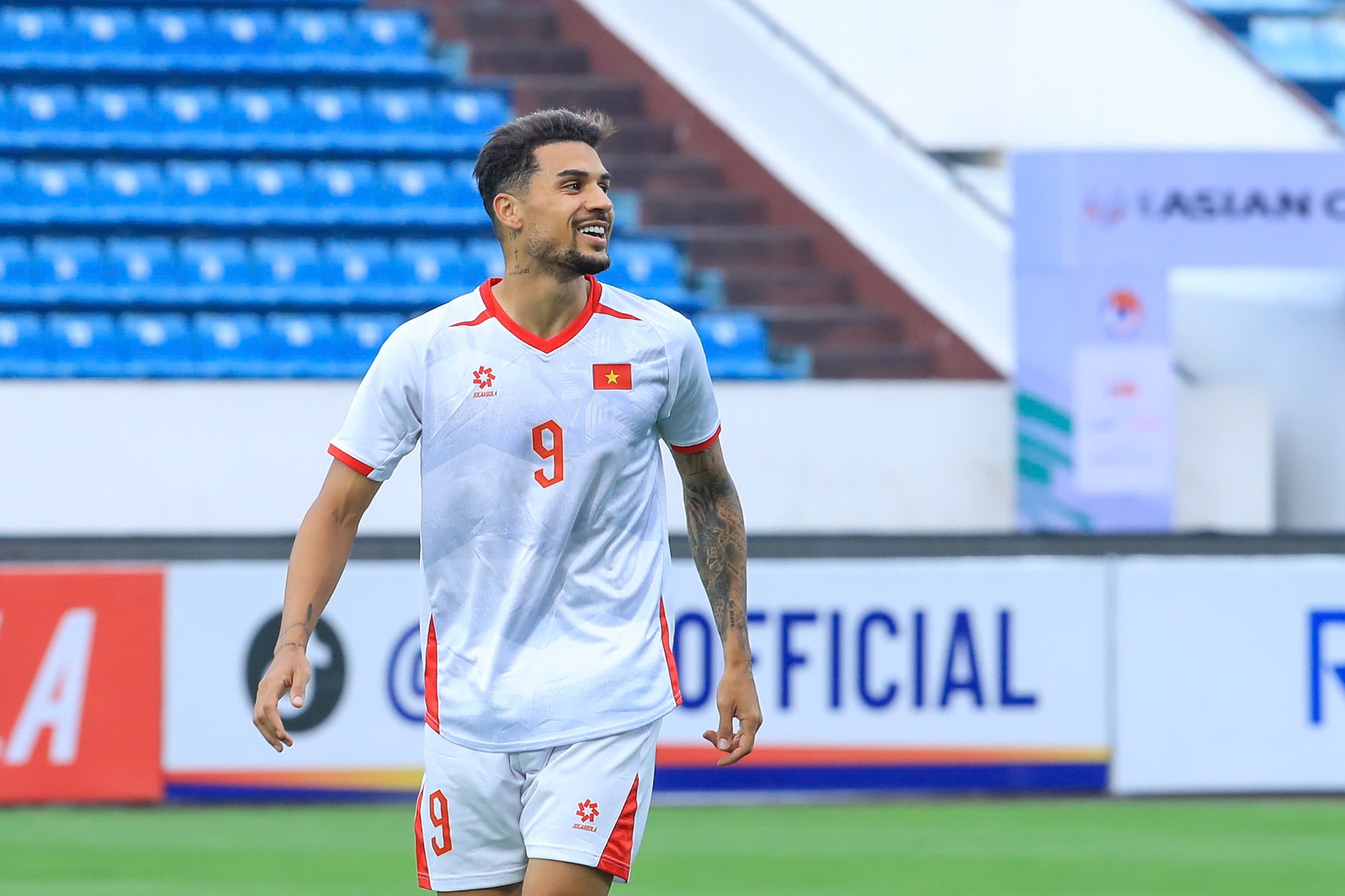 Trung Kiên đọ visual với Văn Lâm, Filip: Bộ ba thủ môn ĐT Việt Nam ai cũng cực phẩm, xem tập luyện lại càng mê- Ảnh 15. Trung Kiên đọ visual với Văn Lâm, Filip: Bộ ba thủ môn ĐT Việt Nam ai cũng cực phẩm, xem tập luyện lại càng mê- Ảnh 15.