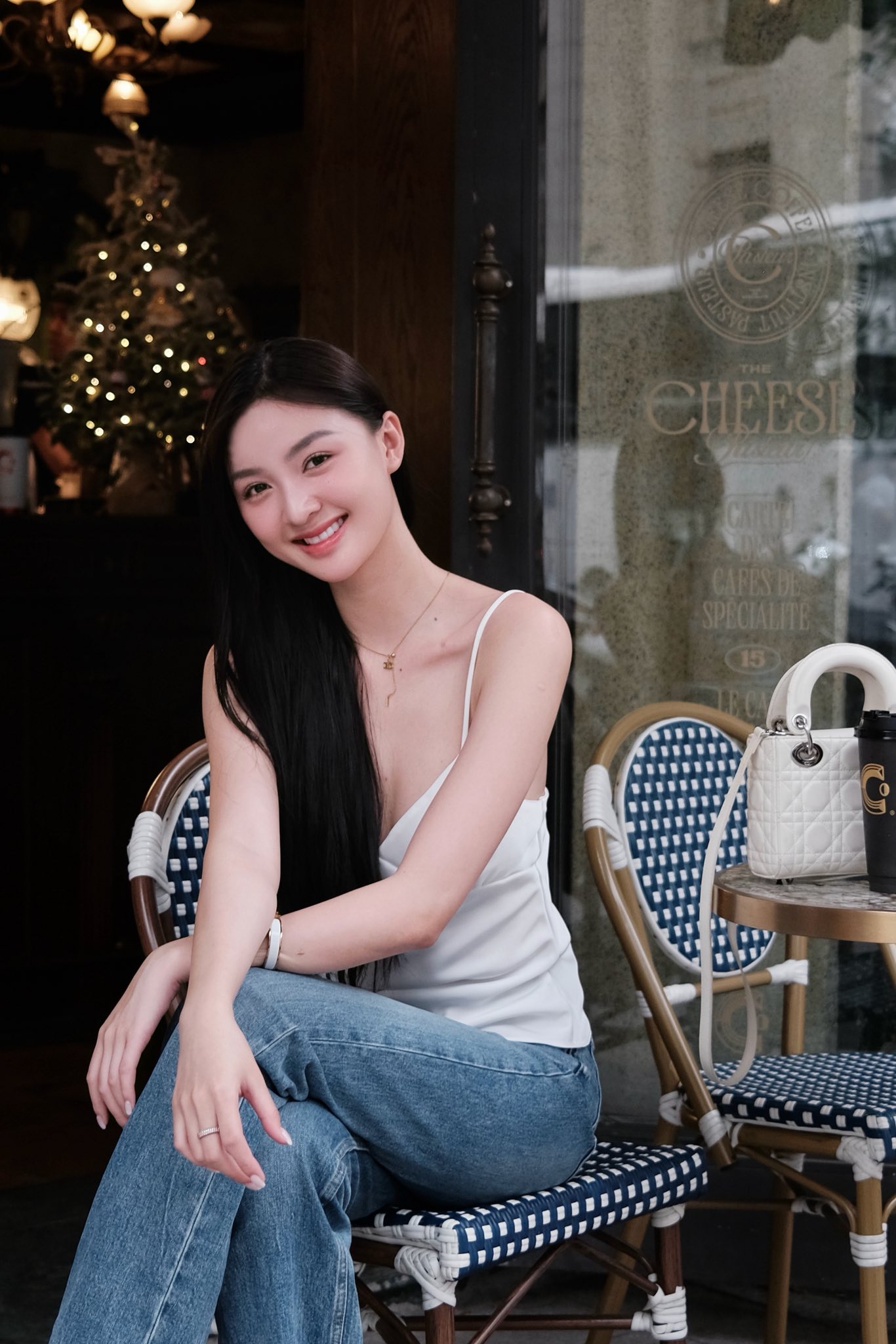 B&ugrave;ng nổ b&agrave;n luận về v&ograve;ng 1 kh&aacute;c lạ của &Aacute; hậu Cẩm Ly- Ảnh 6.