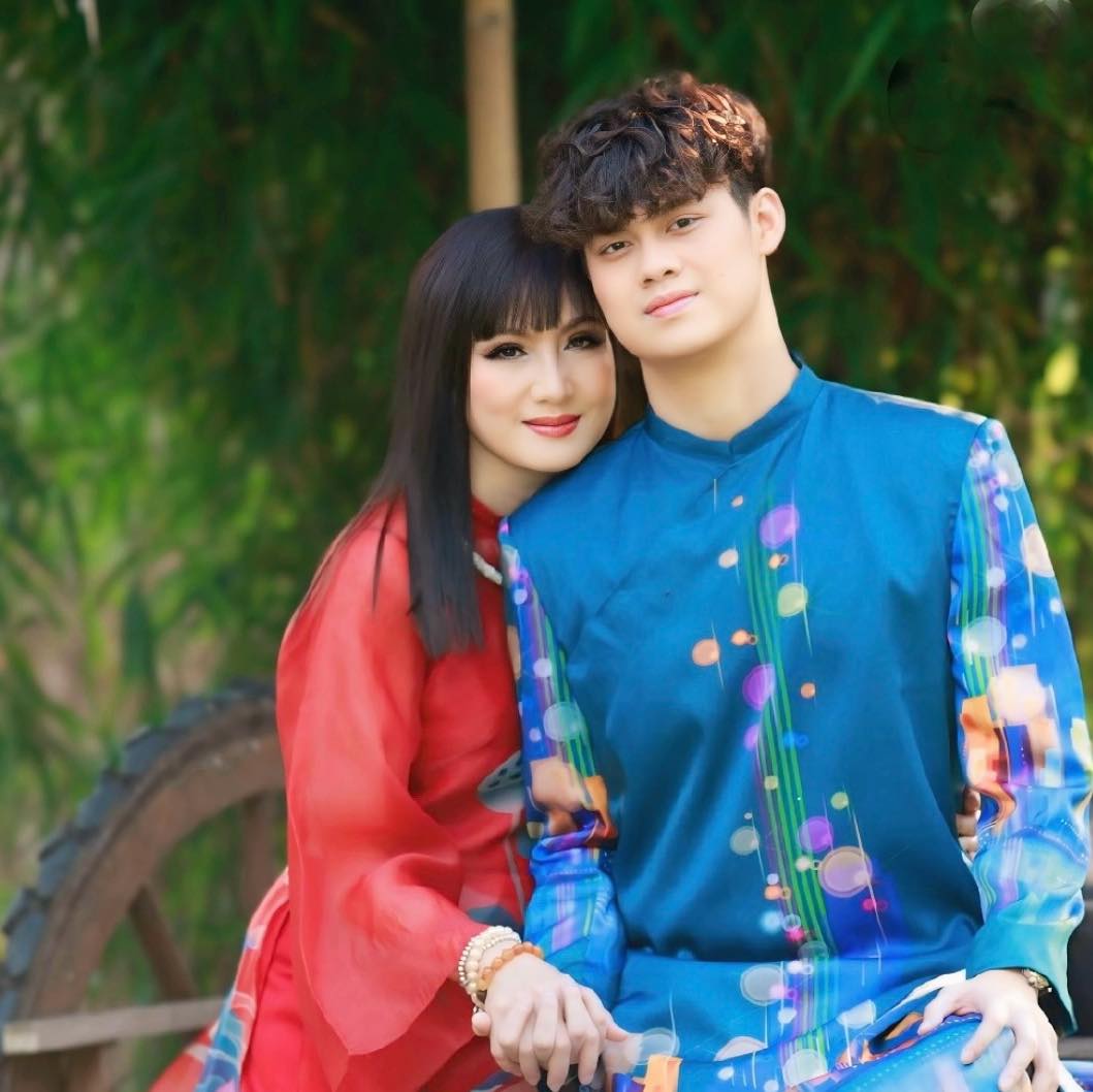 Nữ diễn vi&ecirc;n Việt "b&oacute;c phốt" con "ăn chơi", nh&igrave;n bức ảnh đ&iacute;nh k&egrave;m nhiều người khen ngược: Chơi vậy th&igrave; xin v&iacute;a!- Ảnh 2.