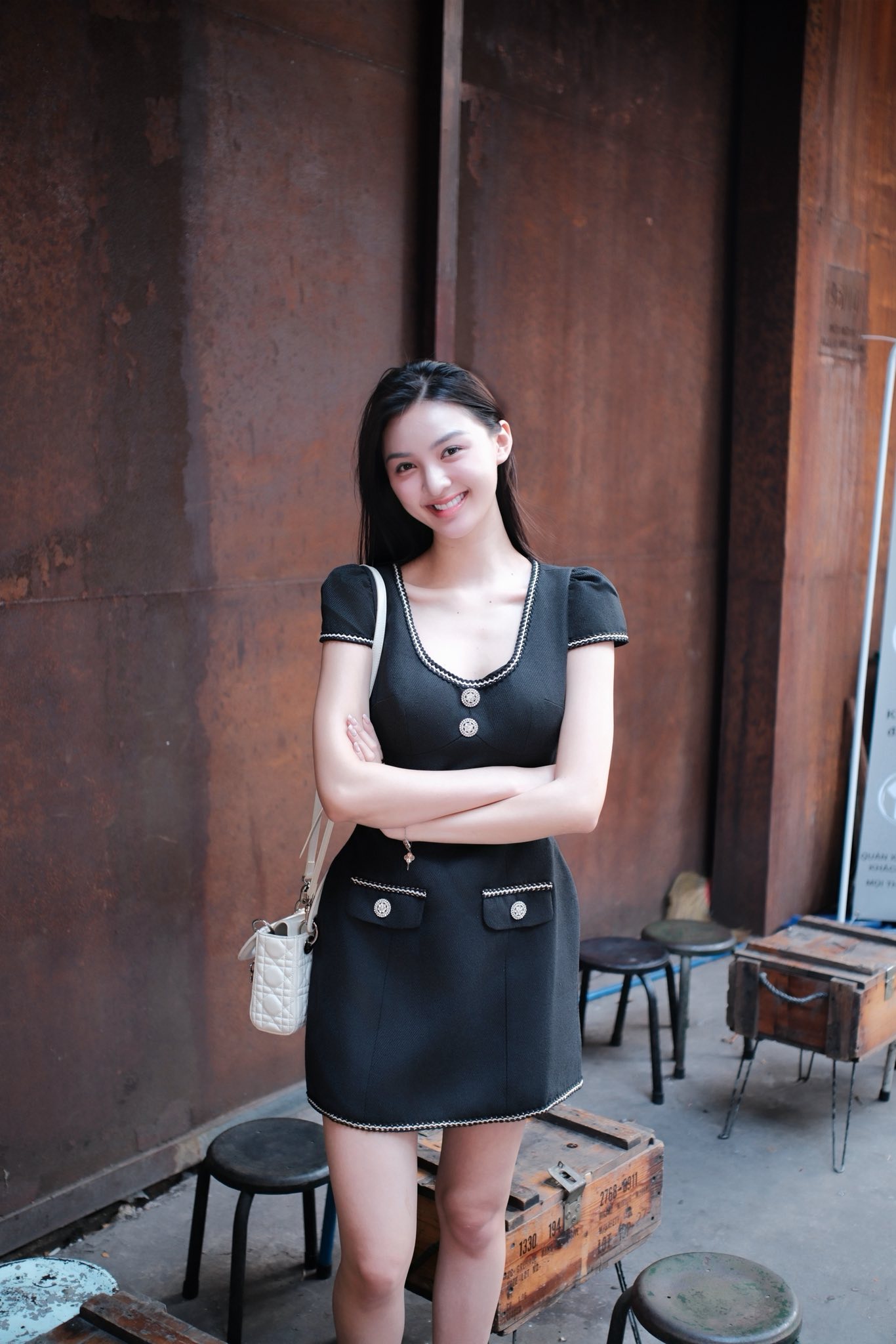 B&ugrave;ng nổ b&agrave;n luận về v&ograve;ng 1 kh&aacute;c lạ của &Aacute; hậu Cẩm Ly- Ảnh 7.