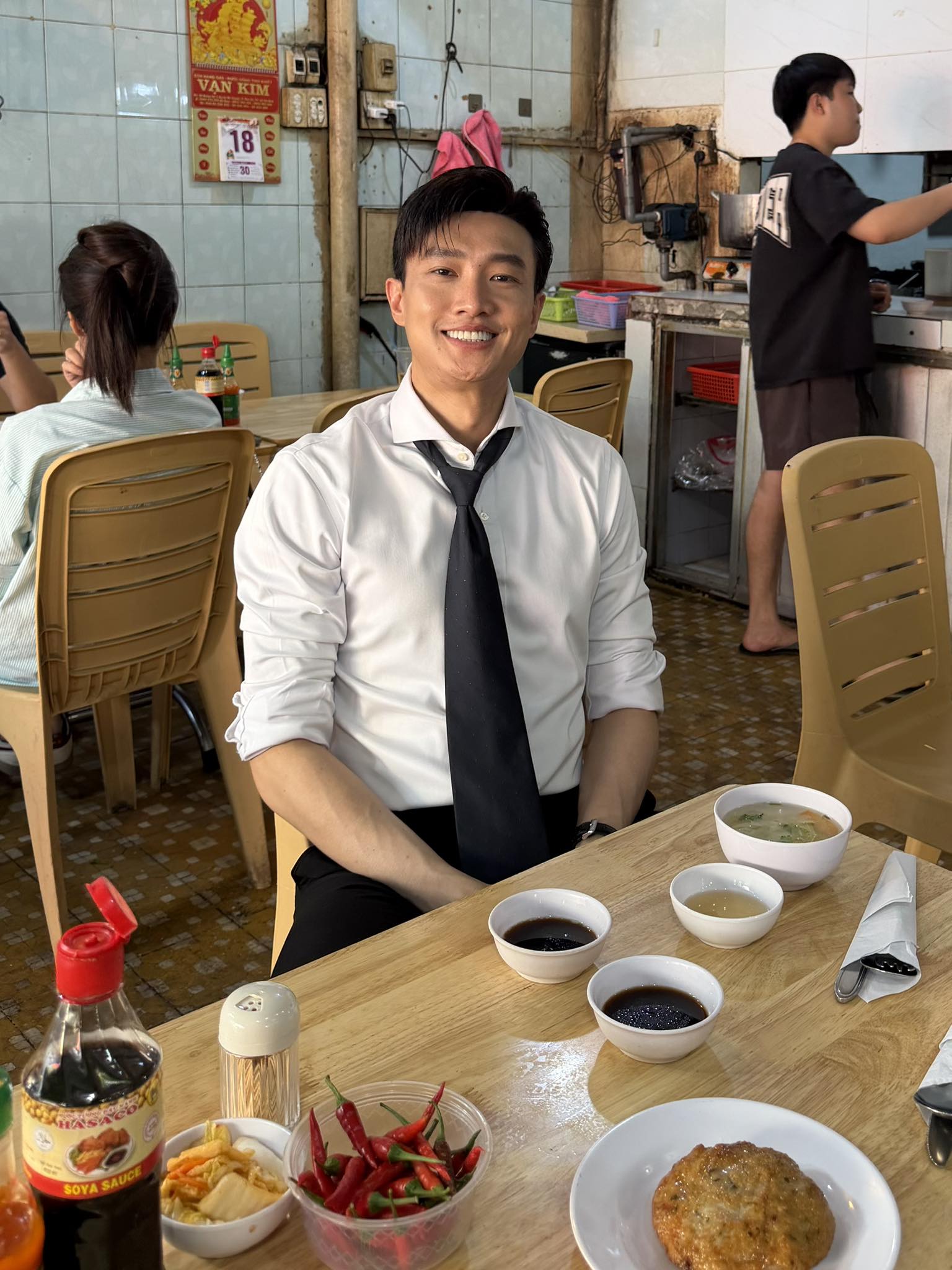 Quốc Trường l&ecirc;n tiếng về h&igrave;nh ảnh bất ổn tr&ecirc;n s&oacute;ng trực tiếp- Ảnh 5.