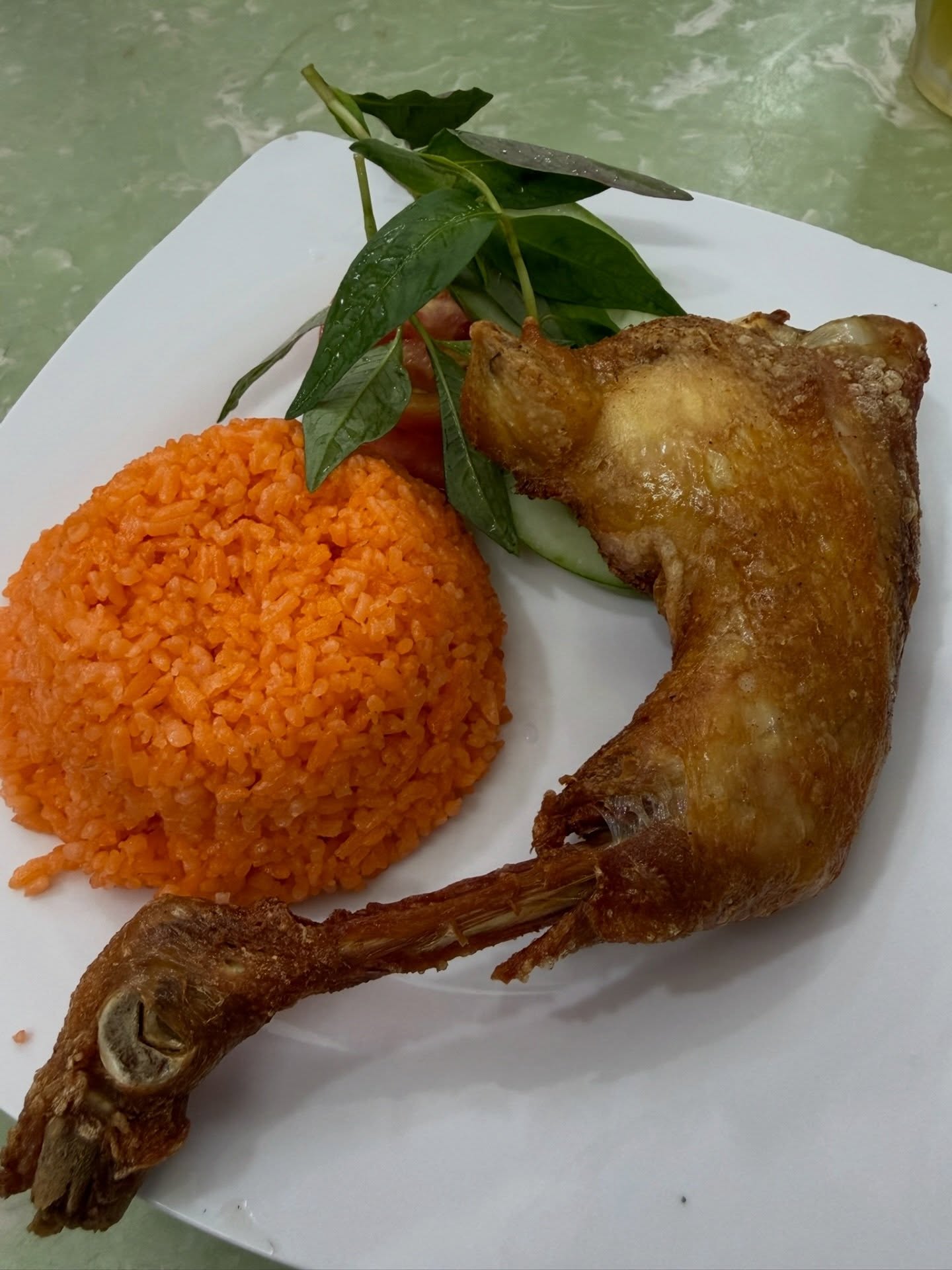 Ho&agrave;ng tử Disney thừa nhận bị Việt Nam m&ecirc; hoặc- Ảnh 4.