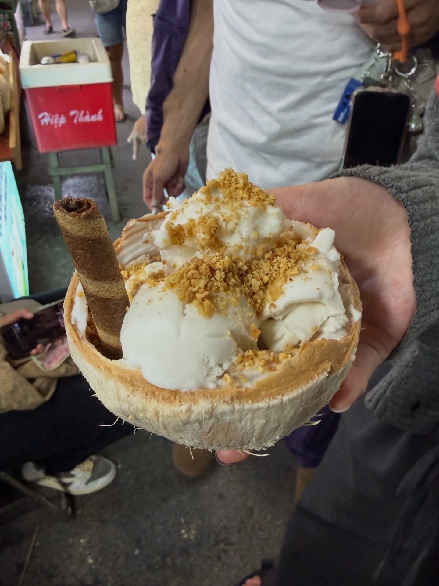 Ho&agrave;ng tử Disney thừa nhận bị Việt Nam m&ecirc; hoặc- Ảnh 5.