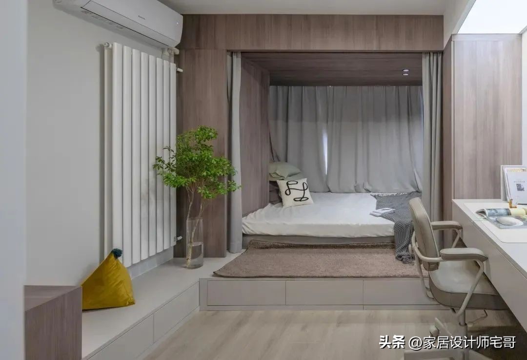 Căn hộ 54m&sup2; cho 3 thế hệ sống chung: Từ 2 ph&ograve;ng ngủ cải tạo th&agrave;nh 4 ph&ograve;ng ri&ecirc;ng, kh&ocirc;ng gian nhỏ nhưng ai cũng thoải m&aacute;i- Ảnh 2.