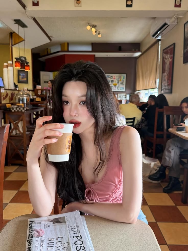 Tất tần tật về xu hướng &ldquo;Tiểu thư nh&agrave; ngh&egrave;o&rdquo;: M&igrave;nh phải sống sướng mặc kệ đời c&oacute; thế n&agrave;o?- Ảnh 5.