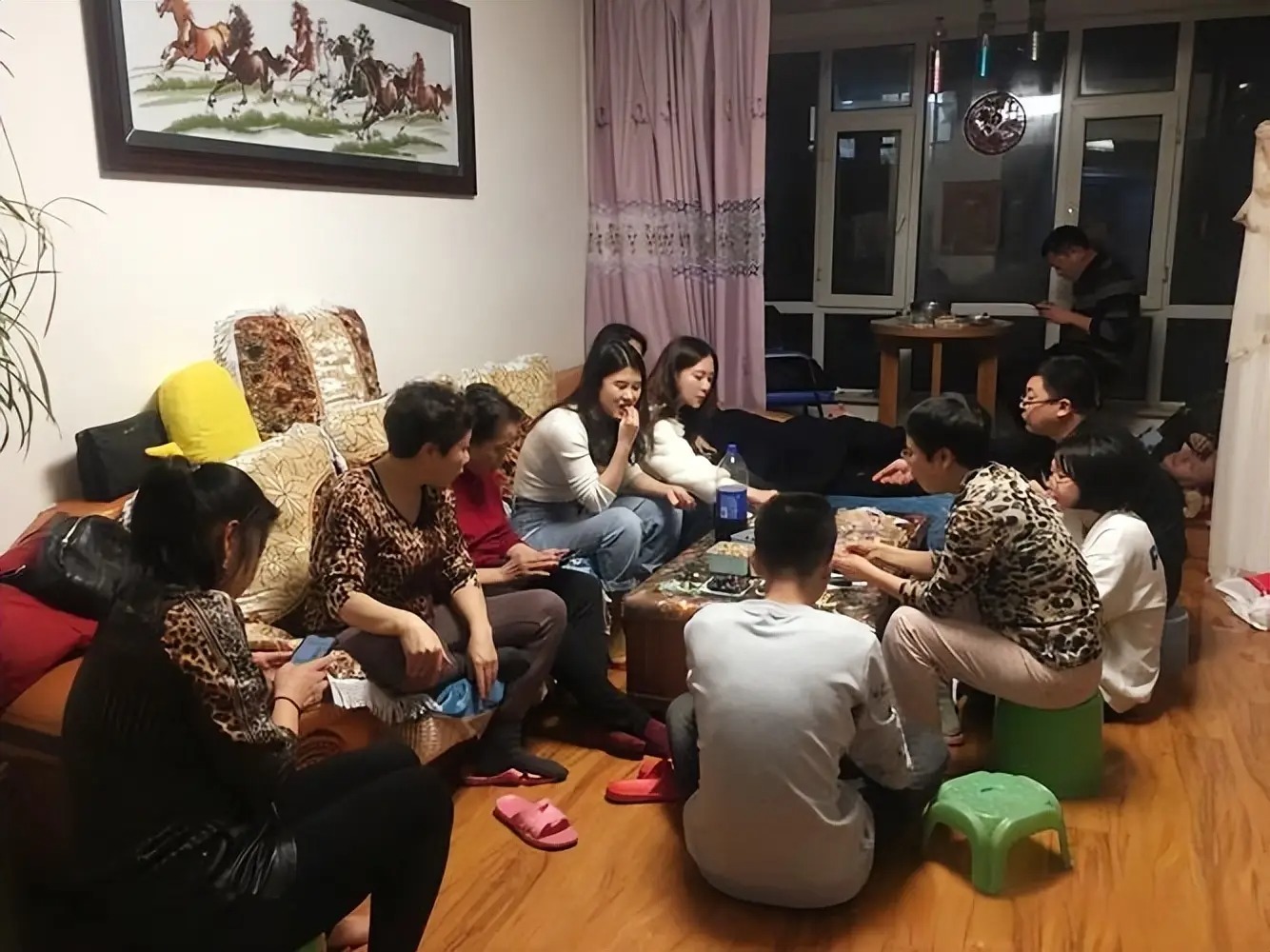 Sai lầm lớn nhất của cha mẹ l&agrave; biến 3 B&Iacute; MẬT n&agrave;y của con th&agrave;nh đề t&agrave;i để bu&ocirc;n chuyện- Ảnh 1.