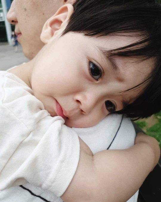 3 c&acirc;u n&oacute;i tưởng l&agrave; an ủi, nhưng c&agrave;ng n&oacute;i lại c&agrave;ng khiến trẻ "sụp đổ"- Ảnh 2.