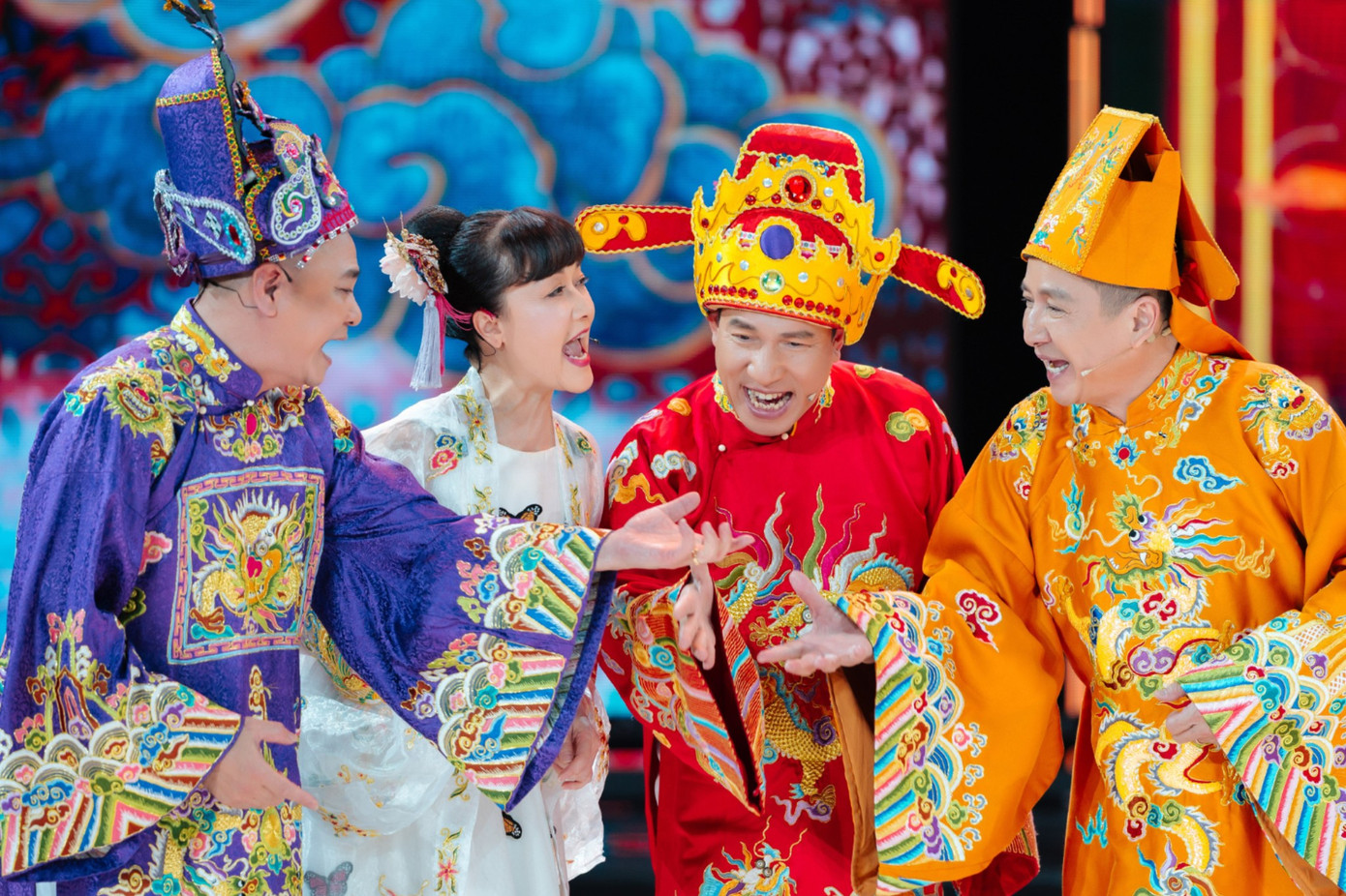 &ldquo;Số lượng luận văn tiến sĩ gấp 3 lần số trứng g&agrave; đẻ trong một năm&rdquo;- Ảnh 1.