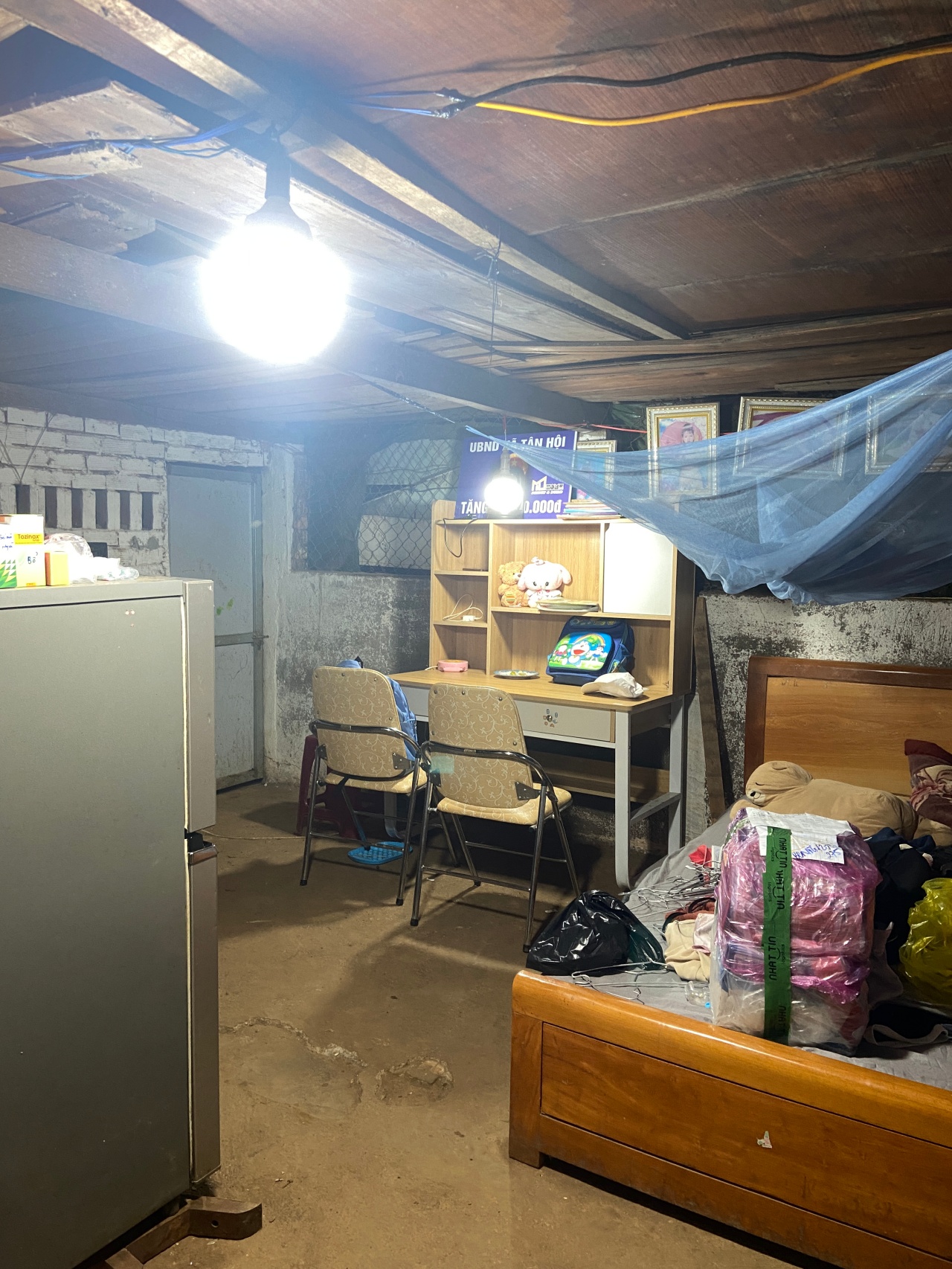 Về tận nơi vụ 4 chị em mồ côi: Người dì “không dám ra đường” vì bị nhầm là mẹ ruột, địa phương nói gì?- Ảnh 2. Về tận nơi vụ 4 chị em mồ côi: Người dì “không dám ra đường” vì bị nhầm là mẹ ruột, địa phương nói gì?- Ảnh 2.