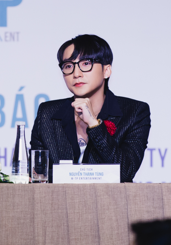 Chi Pu thẳng thắn khi bị so s&aacute;nh với c&aacute;ch Sơn T&ugrave;ng quản l&yacute; talent: &ldquo;Đ&acirc;y l&agrave; c&ocirc;ng ty n&oacute;i được l&agrave;m được&rdquo;- Ảnh 5.