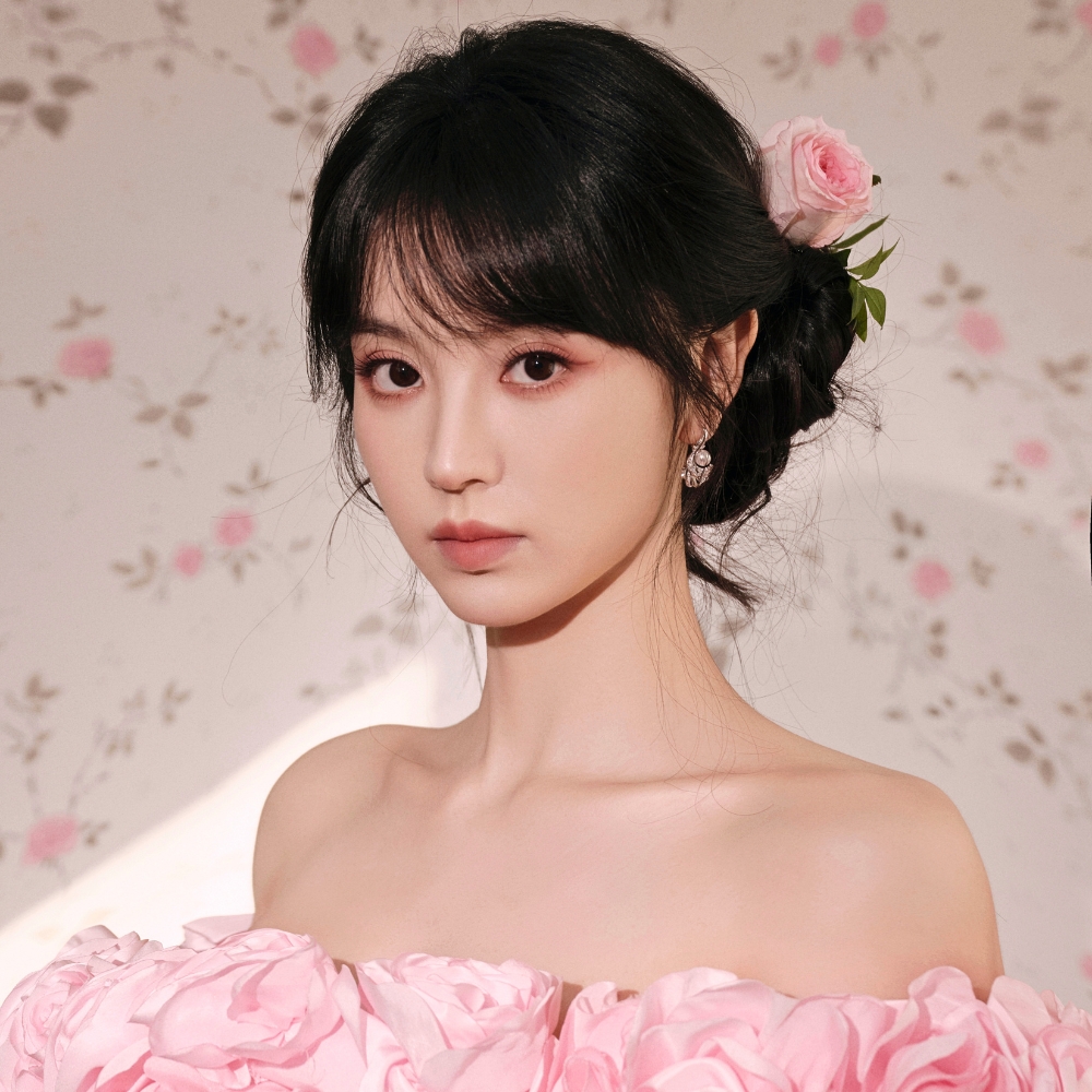 "Mỹ nhân đồ tể" dùng nhan sắc vạn người mê để hồi sinh sự nghiệp sau loạt scandal cạch mặt đồng nghiệp- Ảnh 4. "Mỹ nhân đồ tể" dùng nhan sắc vạn người mê để hồi sinh sự nghiệp sau loạt scandal cạch mặt đồng nghiệp- Ảnh 4.