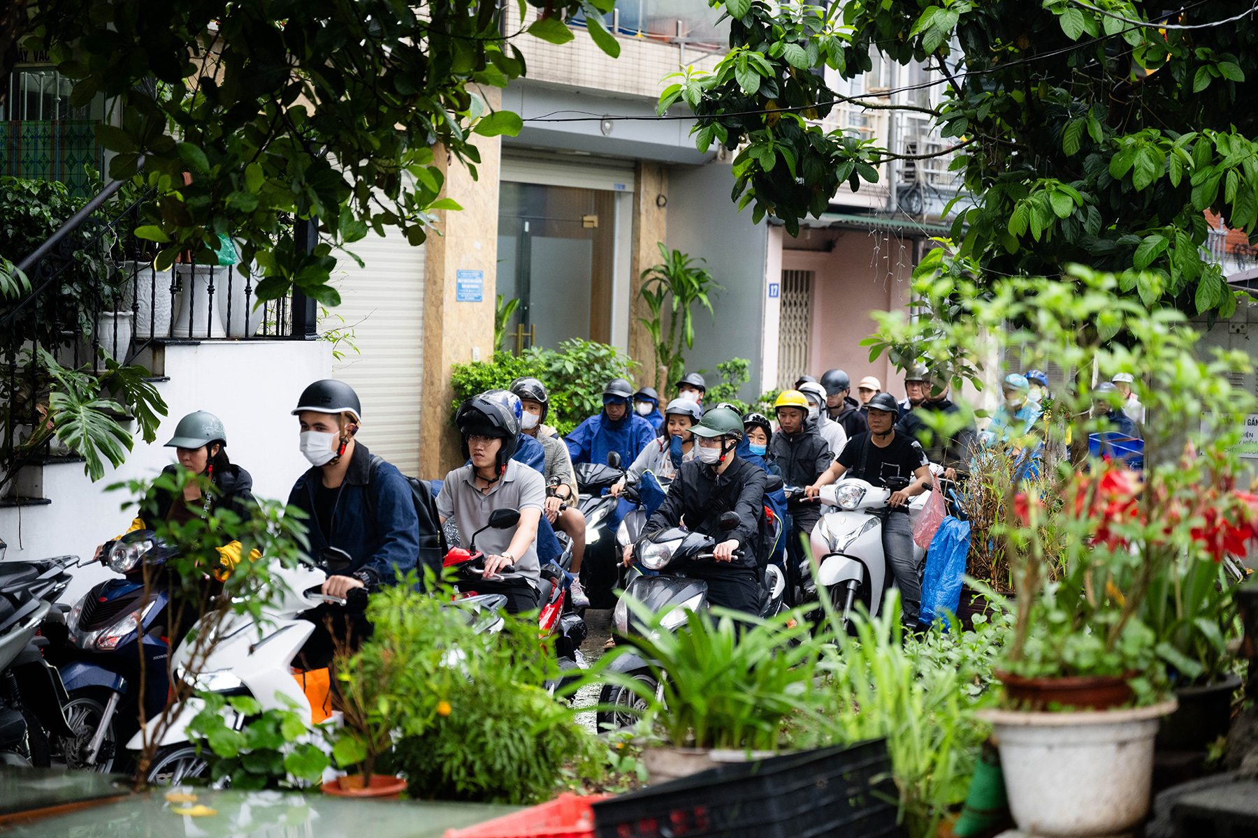 Cầu Long Bi&ecirc;n tạm dừng, Chương Dương qu&aacute; tải: Người d&acirc;n mệt mỏi ch&ocirc;n ch&acirc;n giữa d&ograve;ng xe &ugrave;n tắc- Ảnh 7.
