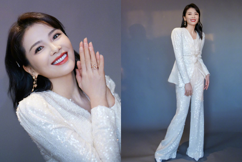 5 sao nữ gi&agrave;u nhất Cbiz: Triệu Lệ Dĩnh đứng ch&oacute;t với 13.300 tỷ, số 1 qu&aacute; đỗi 