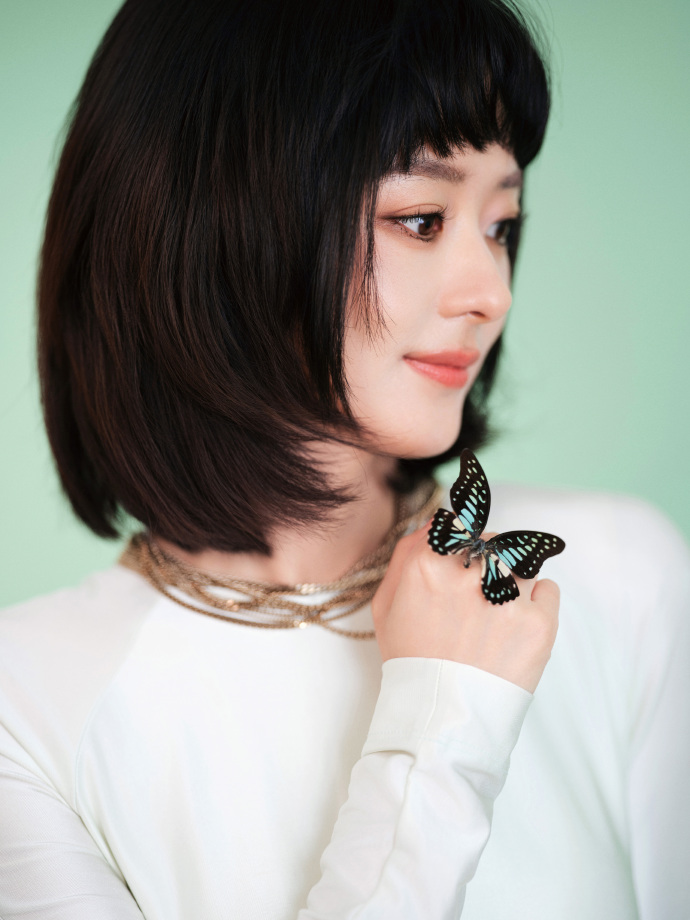 5 sao nữ gi&agrave;u nhất Cbiz: Triệu Lệ Dĩnh đứng ch&oacute;t với 13.300 tỷ, số 1 qu&aacute; đỗi 