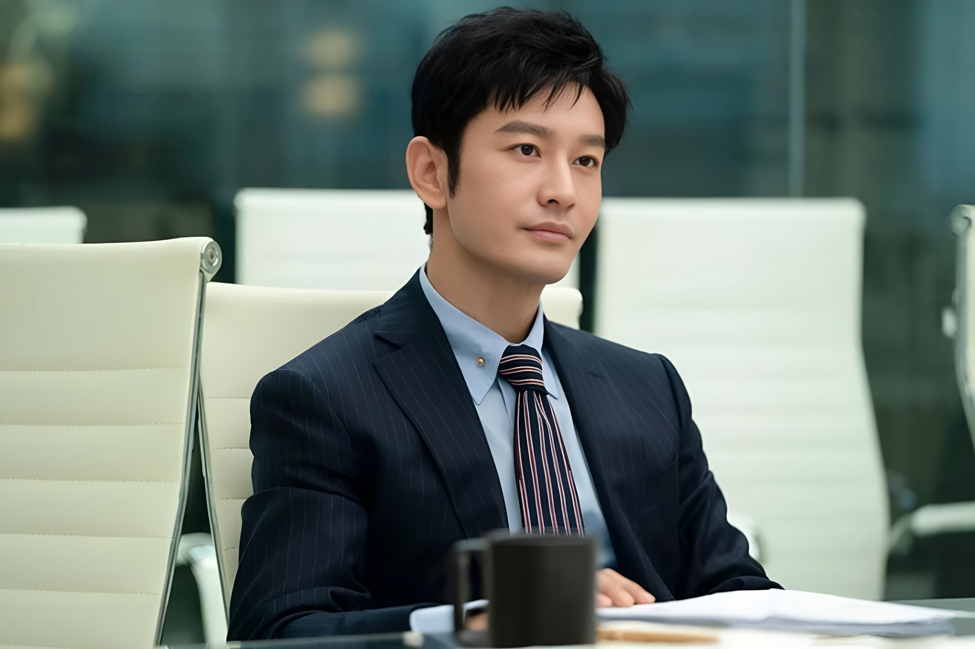 Huỳnh Hiểu Minh thi trượt đầu v&agrave;o tiến sĩ, ở tuổi 48 vẫn quyết th&agrave;nh người c&oacute; học vấn cao nhất gia đ&igrave;nh- Ảnh 1.