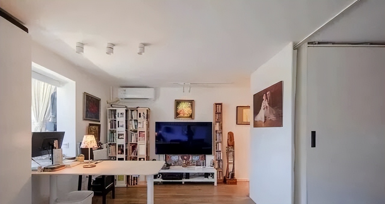 Cụ &ocirc;ng 72 tuổi sống 1 m&igrave;nh trong căn nh&agrave; 43m2: Kh&ocirc;ng l&agrave;m g&aacute;nh nặng cho con ch&aacute;u, mỗi ng&agrave;y đều sống chậm, b&igrave;nh thản gi&agrave; đi- Ảnh 2.