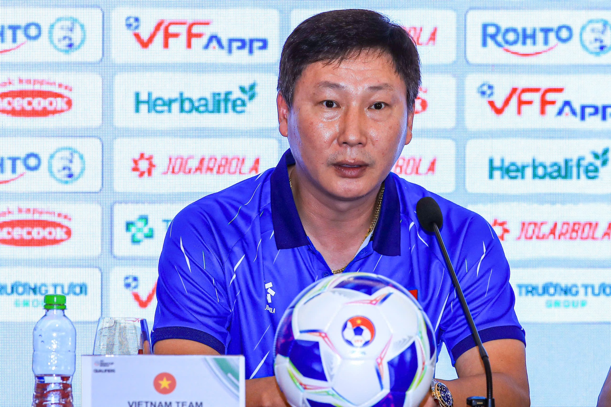 HLV Kim Sang-sik: ĐT Việt Nam vắng Đ&igrave;nh Bắc nhưng sẽ thắng 2-0- Ảnh 1.