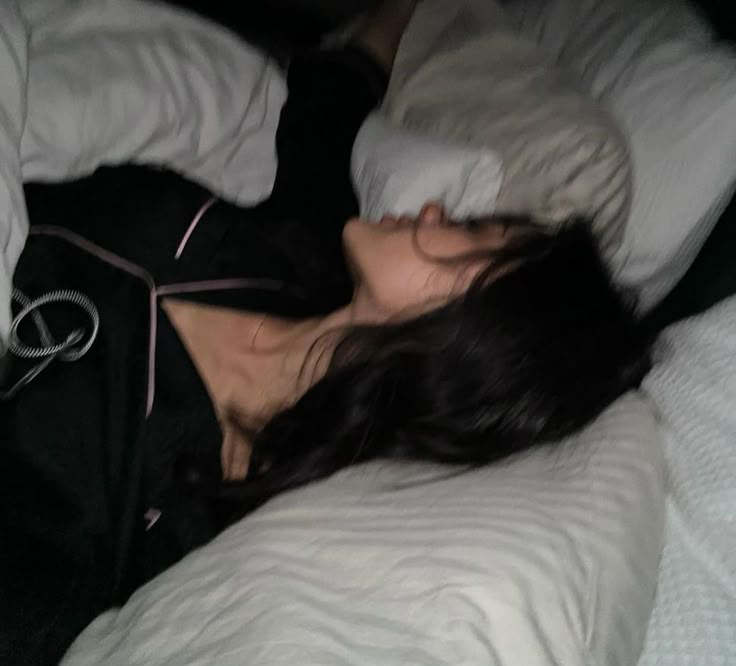 Người phụ nữ đang mạnh khỏe bỗng tử vong trong l&uacute;c ngủ, b&aacute;c sĩ n&oacute;i thẳng: 3 th&oacute;i xấu n&agrave;y l&agrave; "thủ phạm"- Ảnh 4.