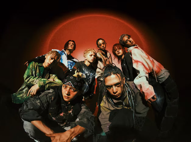 Gặp gỡ nhóm nam Nhật Bản cực chất hiện tại: Nhạc hot nghe mòn tai giờ mới biết mặt, mê mẩn sự cuồng nhiệt của khán giả Việt- Ảnh 6. Gặp gỡ nhóm nam Nhật Bản cực chất hiện tại: Nhạc hot nghe mòn tai giờ mới biết mặt, mê mẩn sự cuồng nhiệt của khán giả Việt- Ảnh 6.