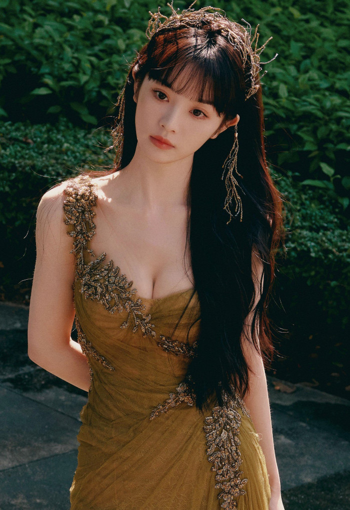 Nữ ch&iacute;nh Trục Ngọc nhẹ c&acirc;n nhưng v&ograve;ng 1 lu&ocirc;n đầy đặn nhờ chế độ giữ d&aacute;ng 4 &ldquo;kh&ocirc;ng&rdquo;- Ảnh 1.