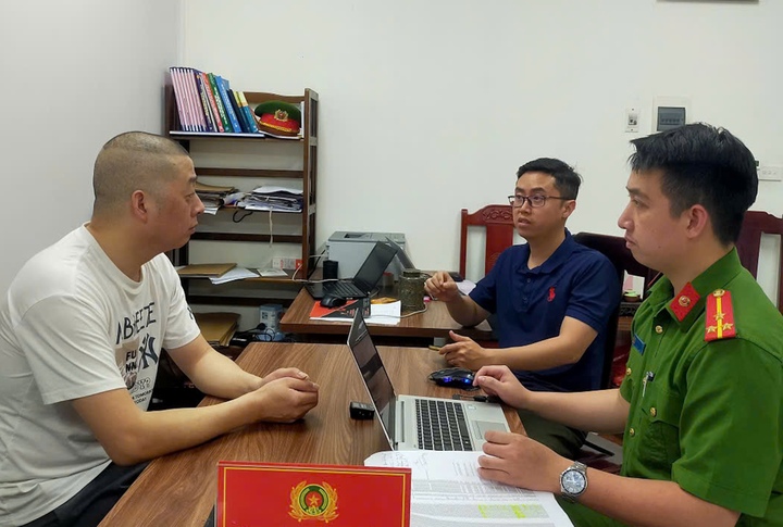 Lật tẩy đường d&acirc;y lừa đảo xuy&ecirc;n quốc gia n&uacute;p b&oacute;ng s&agrave;n thương mại điện tử- Ảnh 2.