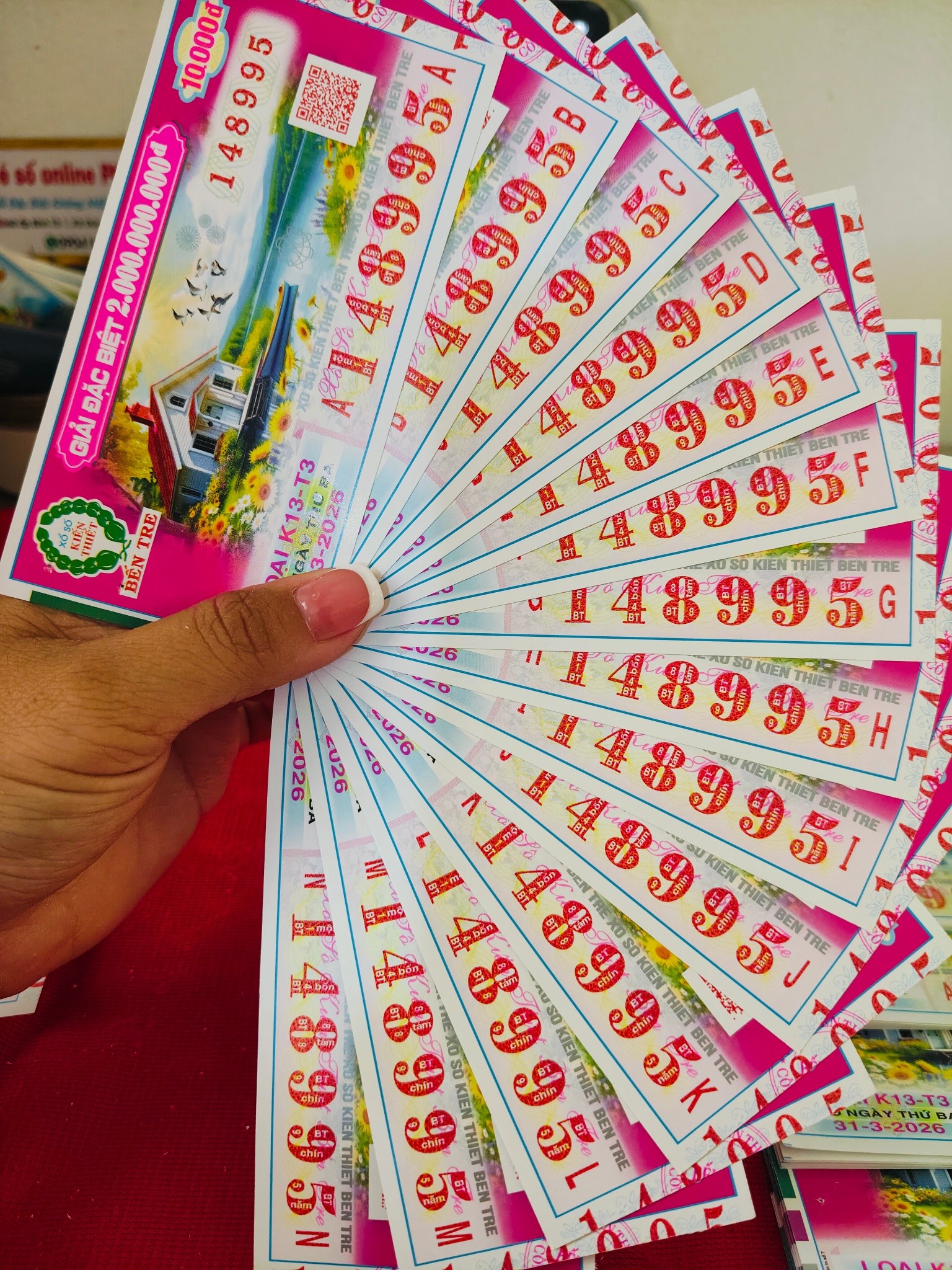 Sáng 31-3, lộ diện nhiều người trúng thưởng xổ số miền Nam- Ảnh 6. Sáng 31-3, lộ diện nhiều người trúng thưởng xổ số miền Nam- Ảnh 6.