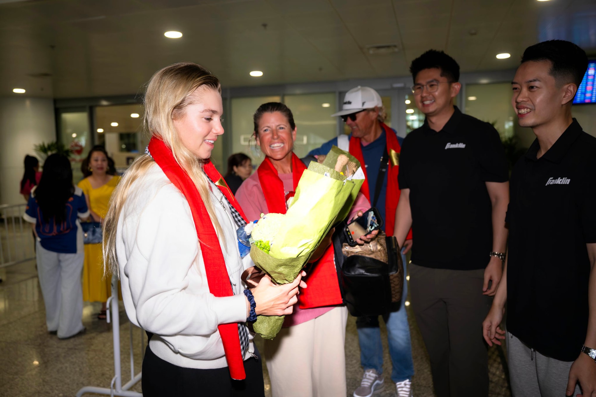 Nữ ho&agrave;ng Pickleball thế giới "Anna Thu Thuỷ" visual s&aacute;ng bừng khi đến Việt Nam, sẵn s&agrave;ng cho PPA Asia 1000 - MB Hanoi Cup 2026- Ảnh 3.