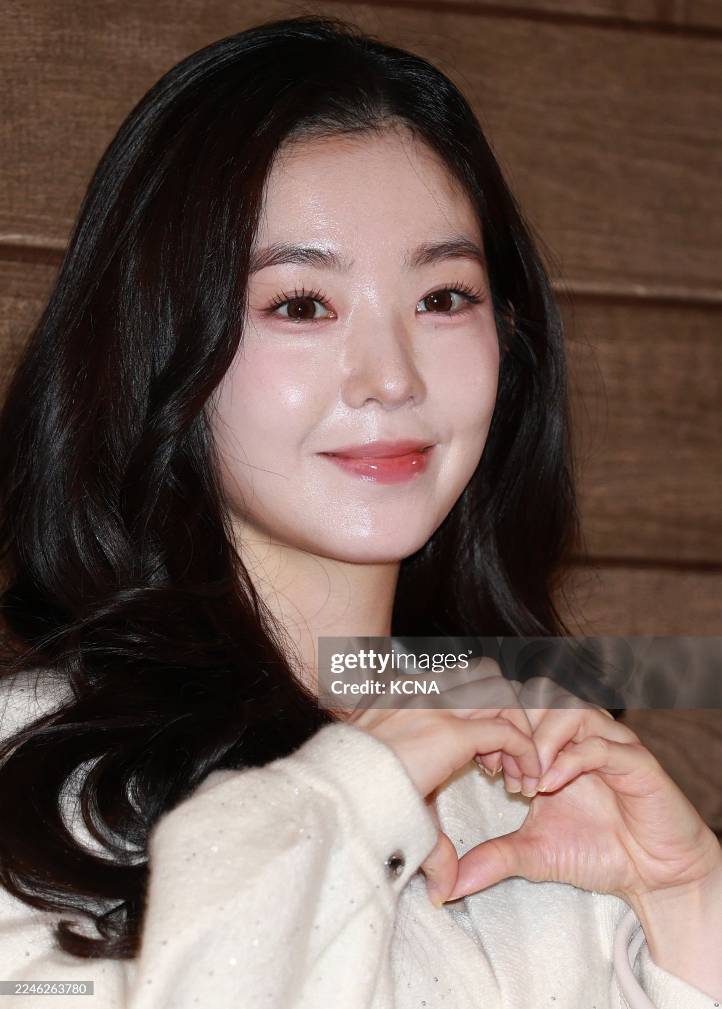 Ngừng soi Irene l&atilde;o h&oacute;a- Ảnh 4.