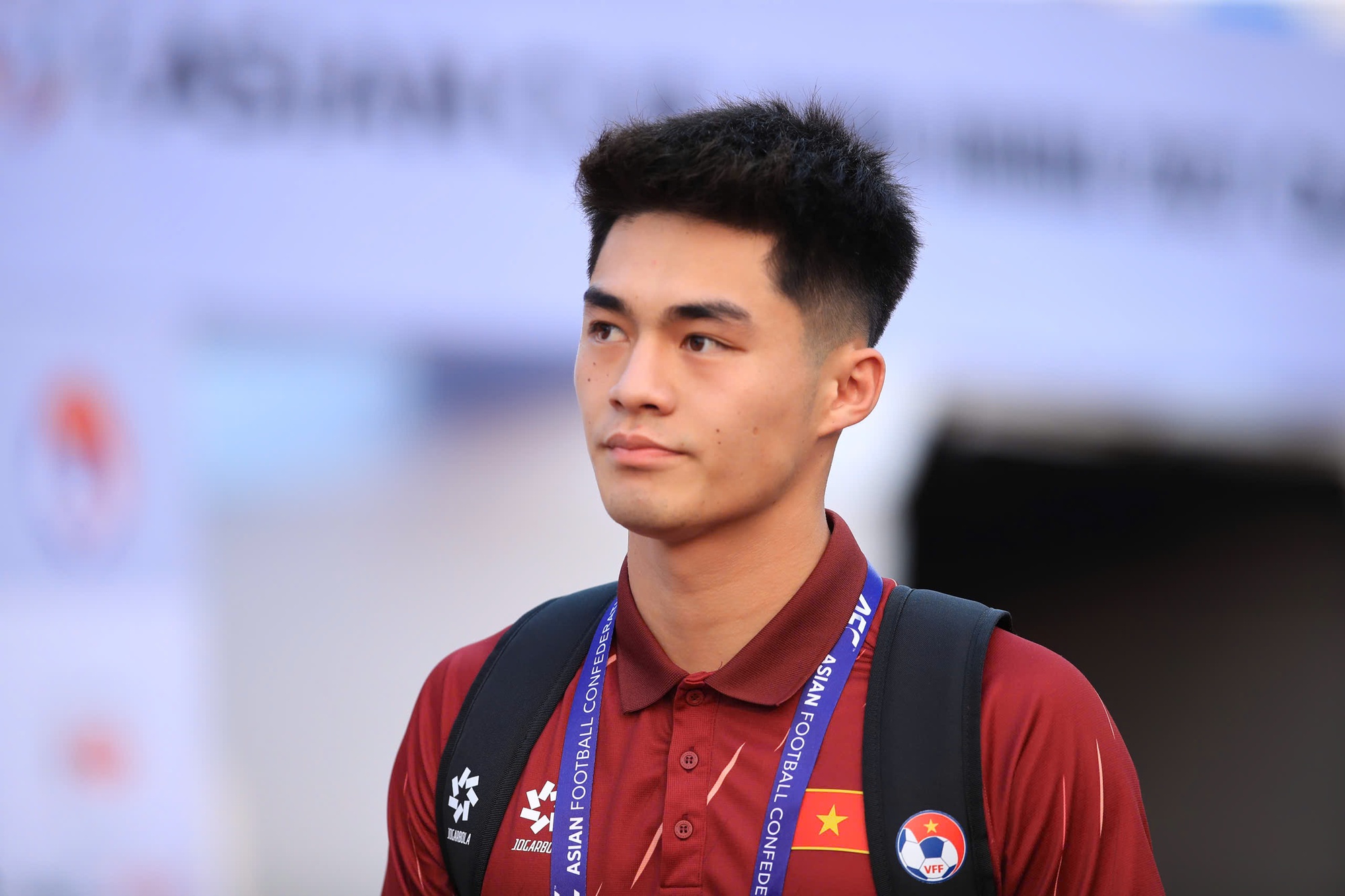 Doãn Hải My đọ sắc với vợ Hoàng Hên trên khán đài cổ vũ tuyển Việt Nam: Viusal xinh bất chấp cam thường!- Ảnh 13. Doãn Hải My đọ sắc với vợ Hoàng Hên trên khán đài cổ vũ tuyển Việt Nam: Viusal xinh bất chấp cam thường!- Ảnh 13.