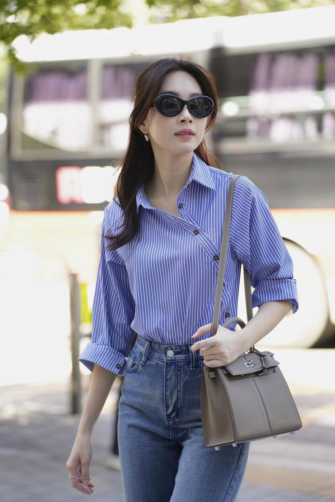 "Thần ti&ecirc;n tỷ tỷ" Đặng Thu Thảo mặc đẹp xuất sắc, đứng ở đ&acirc;u cũng nổi trội hơn người- Ảnh 10.