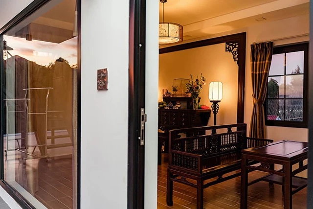 Trai ngh&egrave;o miền T&acirc;y nay l&agrave; ng&ocirc;i sao showbiz: Sở hữu biệt thự 40 tỷ xa hoa, c&ograve;n tậu cả cơ ngơi 25 tỷ tặng bố mẹ- Ảnh 22.