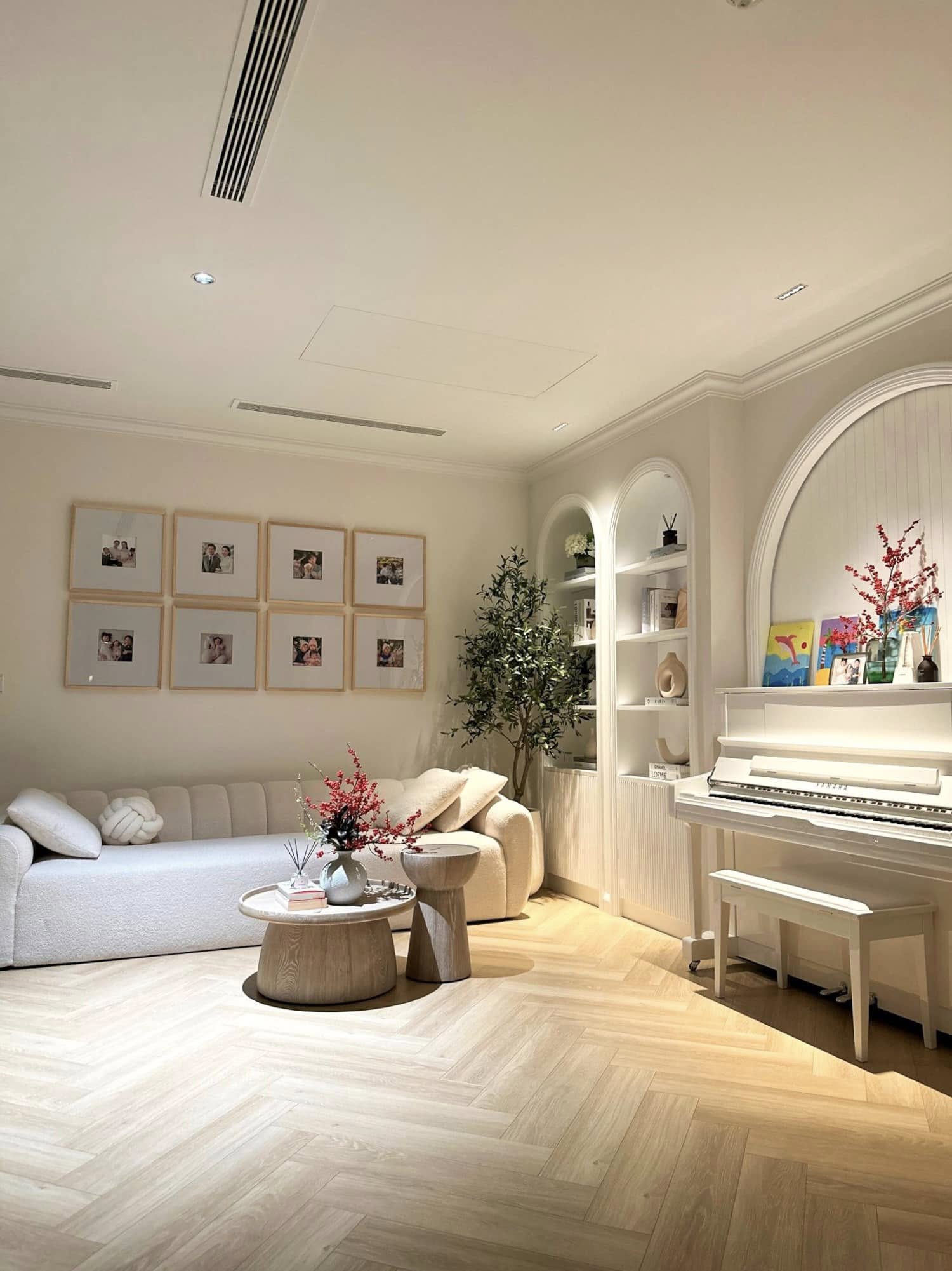 Mỹ nh&acirc;n Vbiz gả v&agrave;o h&agrave;o m&ocirc;n: Đỗ Mỹ Linh ở dinh thự bề thế số 1 H&agrave; Nội, Linh Rin l&agrave; chủ nh&acirc;n biệt thự si&ecirc;u đẳng cấp- Ảnh 11.