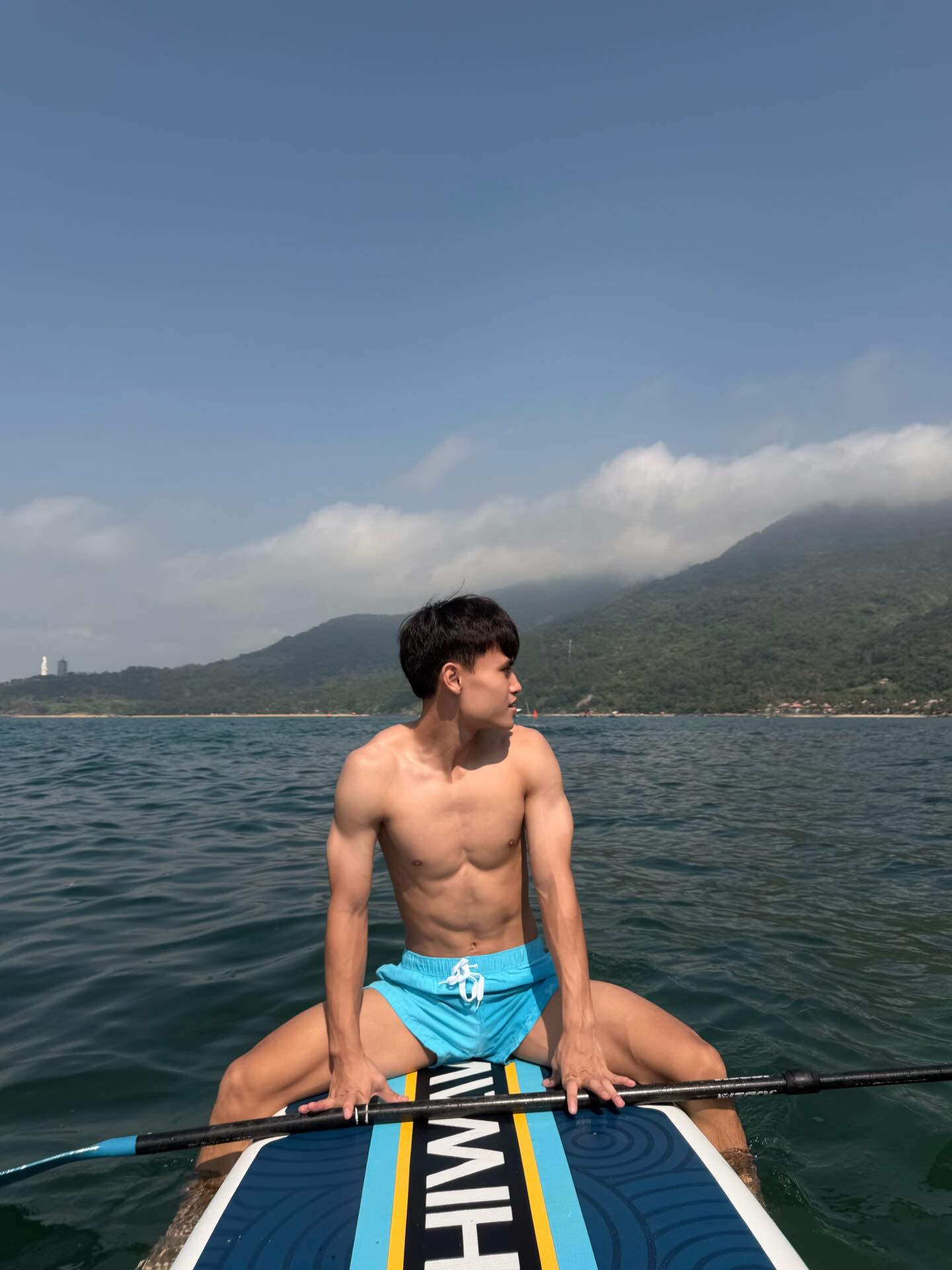 Hotgirl 3,8 triệu followers tung bộ ảnh cực tình bên sao U23 Việt Nam, đáp trả khi bị nhắc "để anh ấy đi đá bóng"!- Ảnh 2. Hotgirl 3,8 triệu followers tung bộ ảnh cực tình bên sao U23 Việt Nam, đáp trả khi bị nhắc "để anh ấy đi đá bóng"!- Ảnh 2.