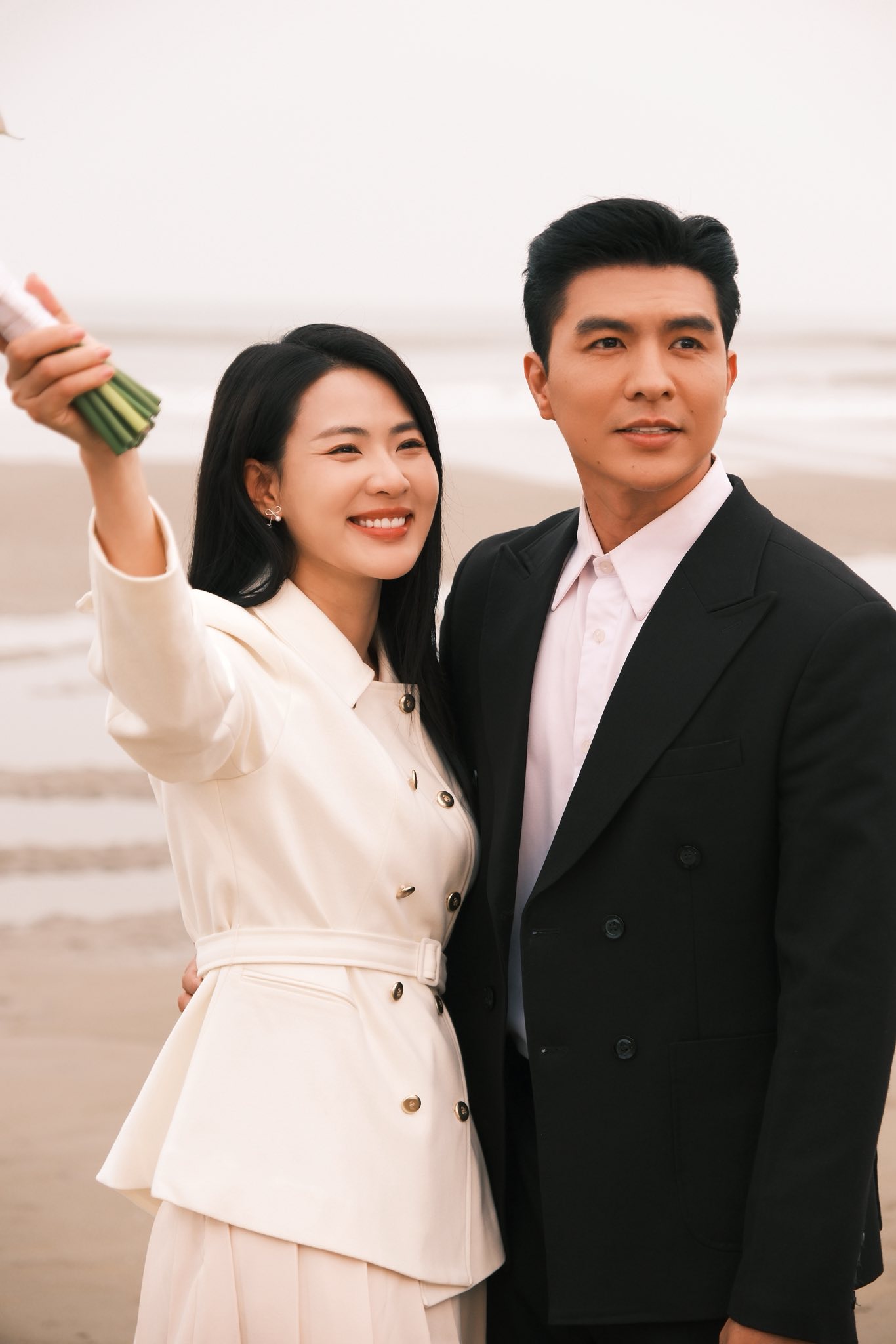 Tìm đâu ra đôi tình nhân đẹp hơn thế này ở Việt Nam: Tướng phu thê thật sự, cả MXH kêu gào đòi cưới gấp!- Ảnh 7. Tìm đâu ra đôi tình nhân đẹp hơn thế này ở Việt Nam: Tướng phu thê thật sự, cả MXH kêu gào đòi cưới gấp!- Ảnh 7.