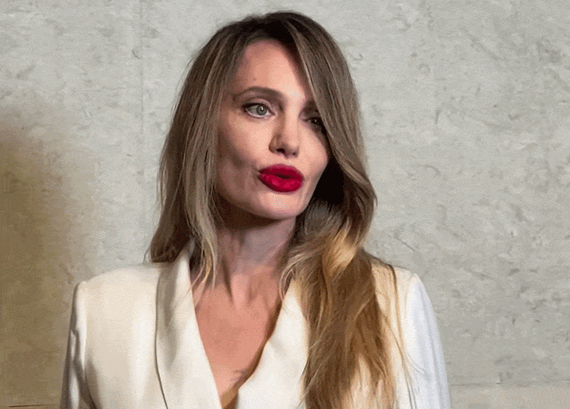 Chẳng ai muốn tin đ&acirc;y l&agrave; Angelina Jolie- Ảnh 5.